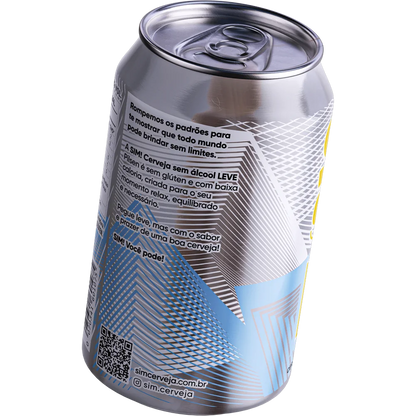 cerveja pilsen leve sim lata inclinada com rotulo em destaque