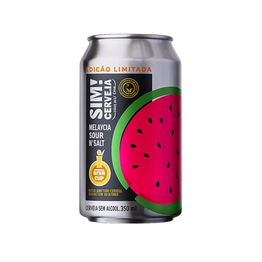 lata de cerveja sem alcool sour melancia da marca sim